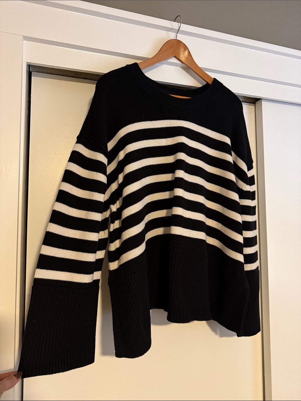 Gap Black and White Striped Women's Dolman Sleeve Sweater